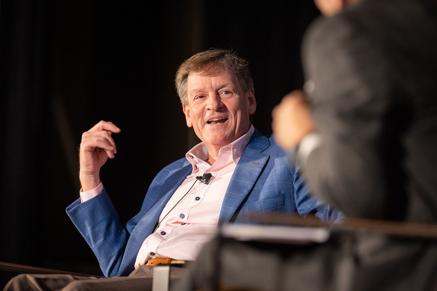 Author Michael Lewis Offers Insight to Bestsellers - Montecito